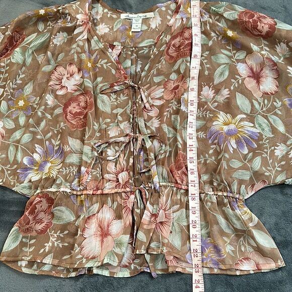 American Rag Floral Boho Style Front Tie Top Size Medium - Picture 9 of 11